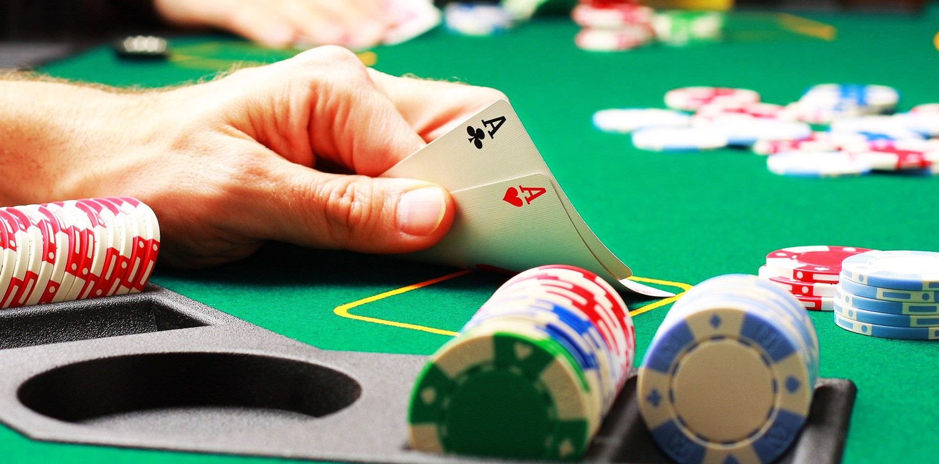 Poker: Trò chơi đặc sắc, tỷ lệ chiến thắng cao